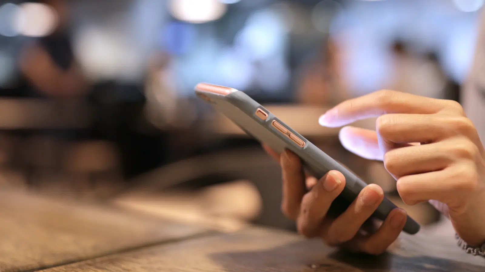 ESN vs IMEI: What’s the Difference and Why It Matters for Your Phone?